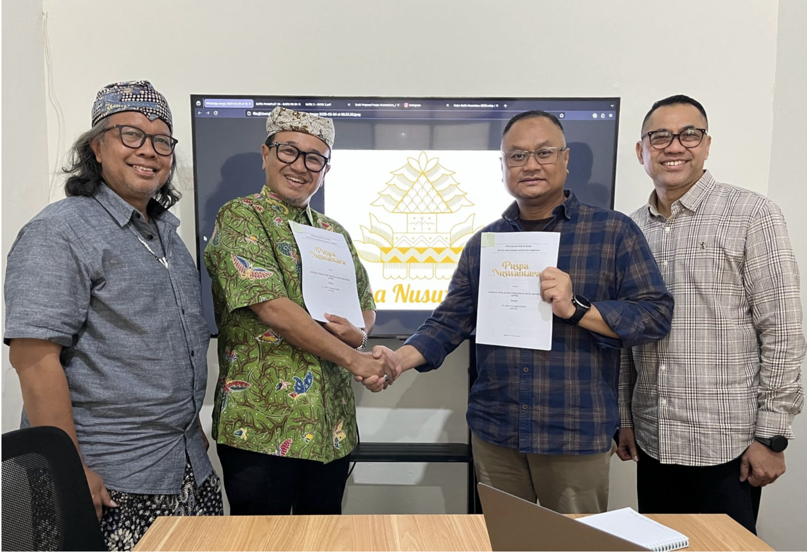Penandatanganan Perjanjian Kerja Sama PT Satue dan APPBI (Asosiasi Perajin dan Pengusaha Batik Indonesia)